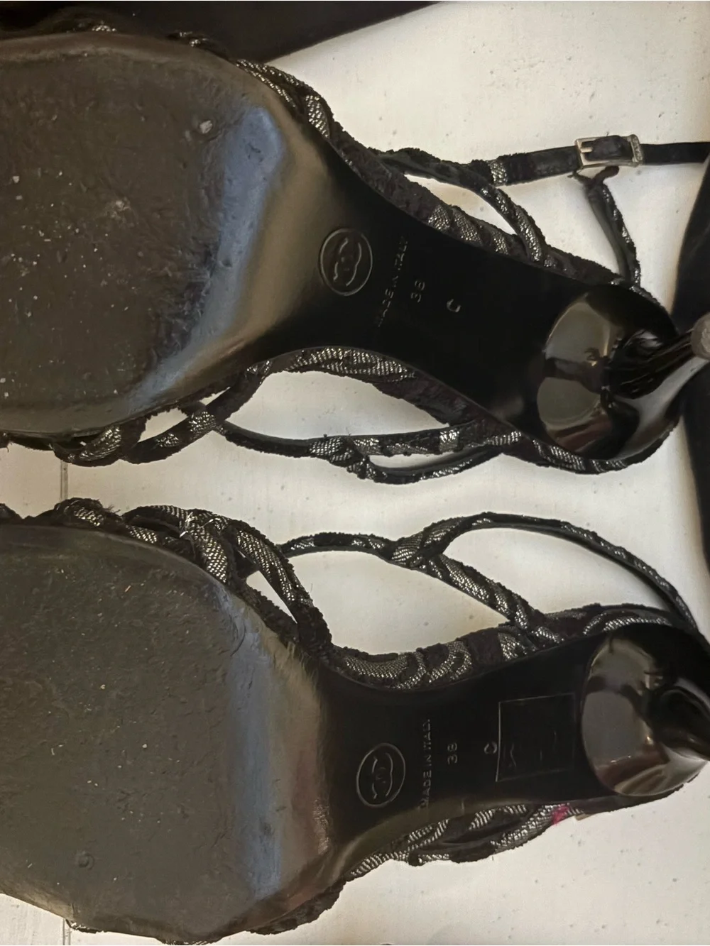 Authentic CHANEL kitten heels